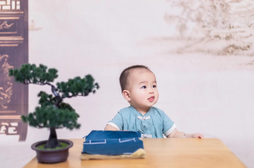 资阳八个月宝宝可以吃盐吗